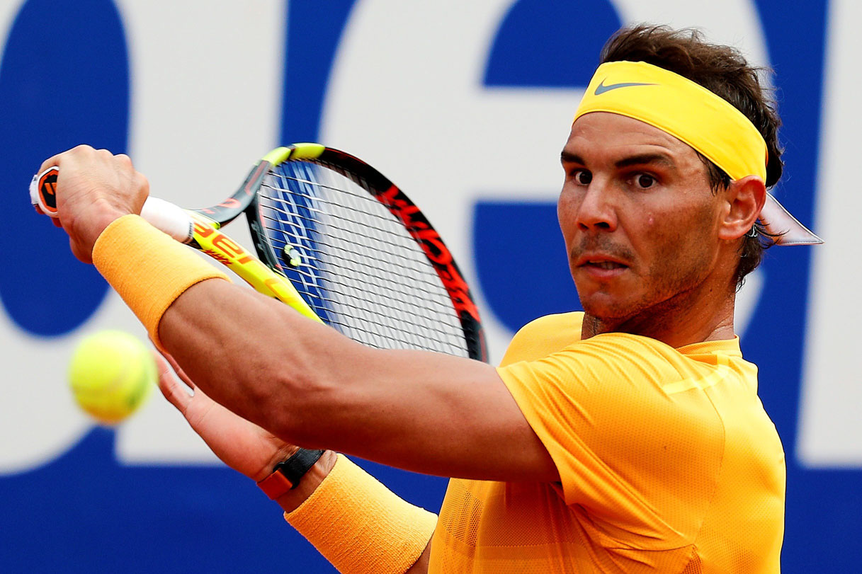 Rafa Nadal devuelve una bola en su partido ante el belga David Goffin.