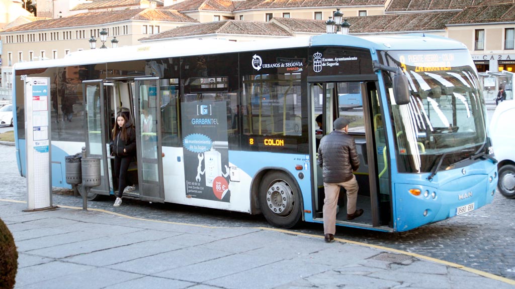 Autobus-urbano-parada