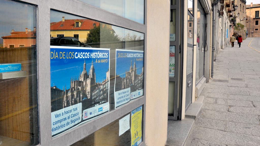 Cartel-Comercio-Cascos-Historicos