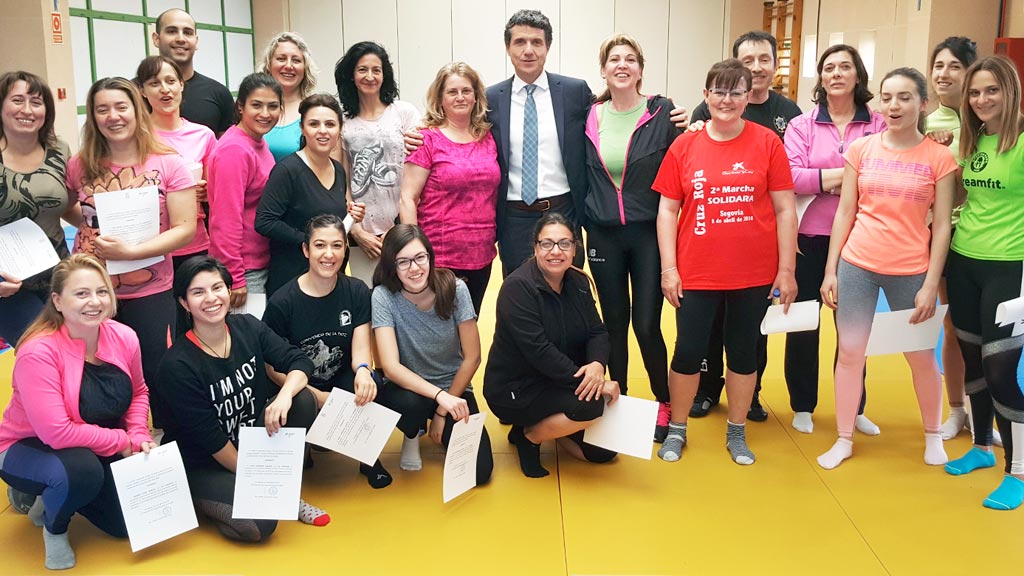 Curso de Defensa Personal Femenina 1 Clausura-curso-defensa-personal