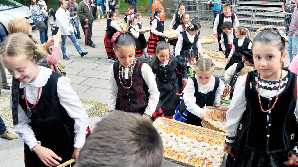 13-3kama_Dia-Tierra-Ofrenda-Frutos-Fuencisla_KAM0454