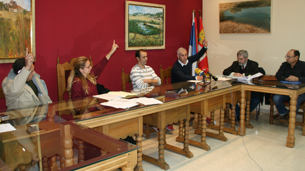 Pleno de enero en San Martín y Mudrián en el que se aprobó la moción de censura. / F.D.