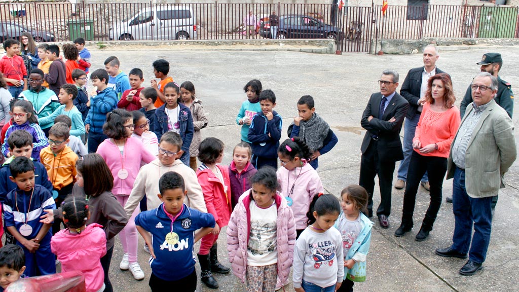 Los escolares de la comarca se reunieron en una jornada de convivencia. / el adelantado