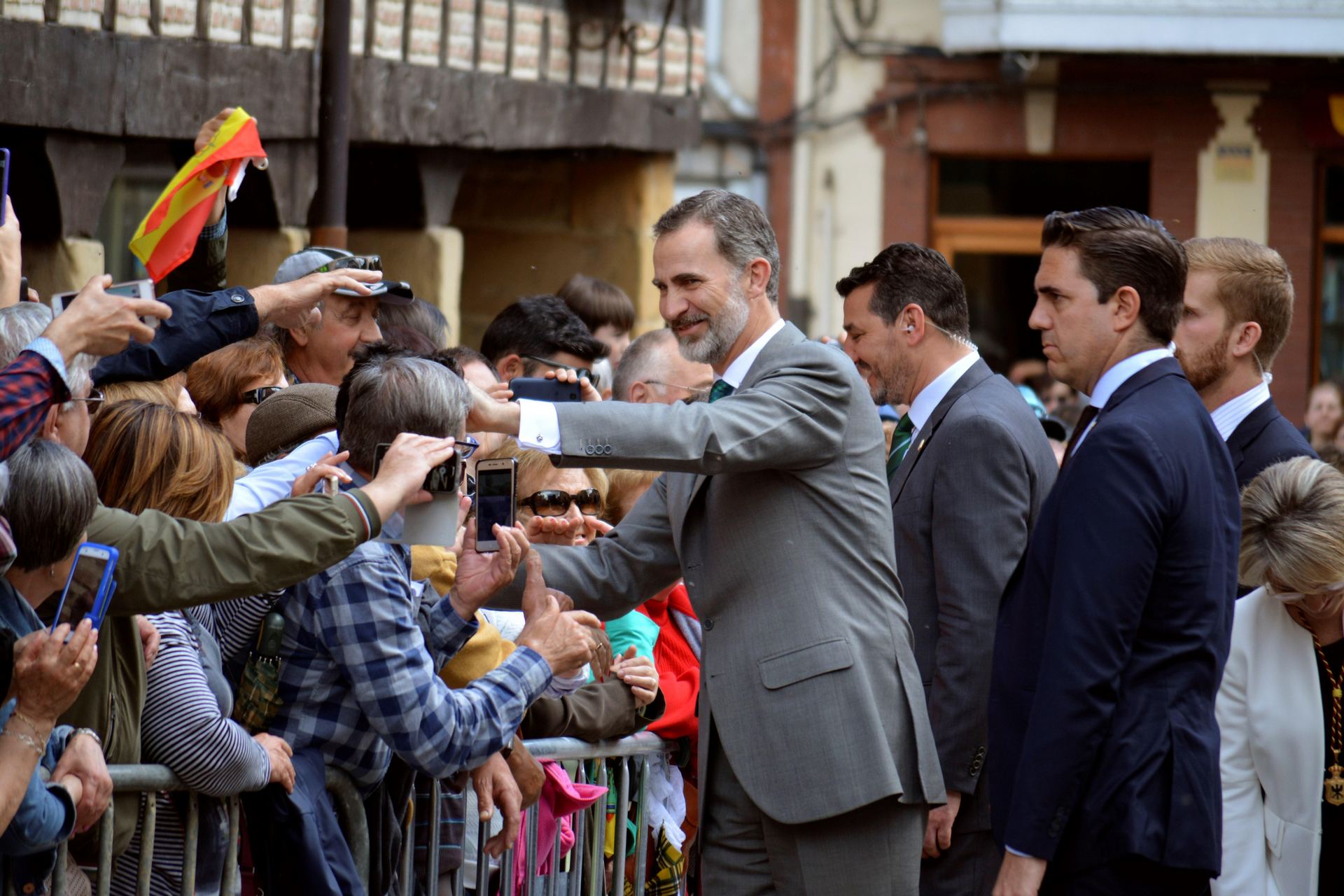 REY FELIPE EN AGUILAR DE CAMPOO (PALENCIA)