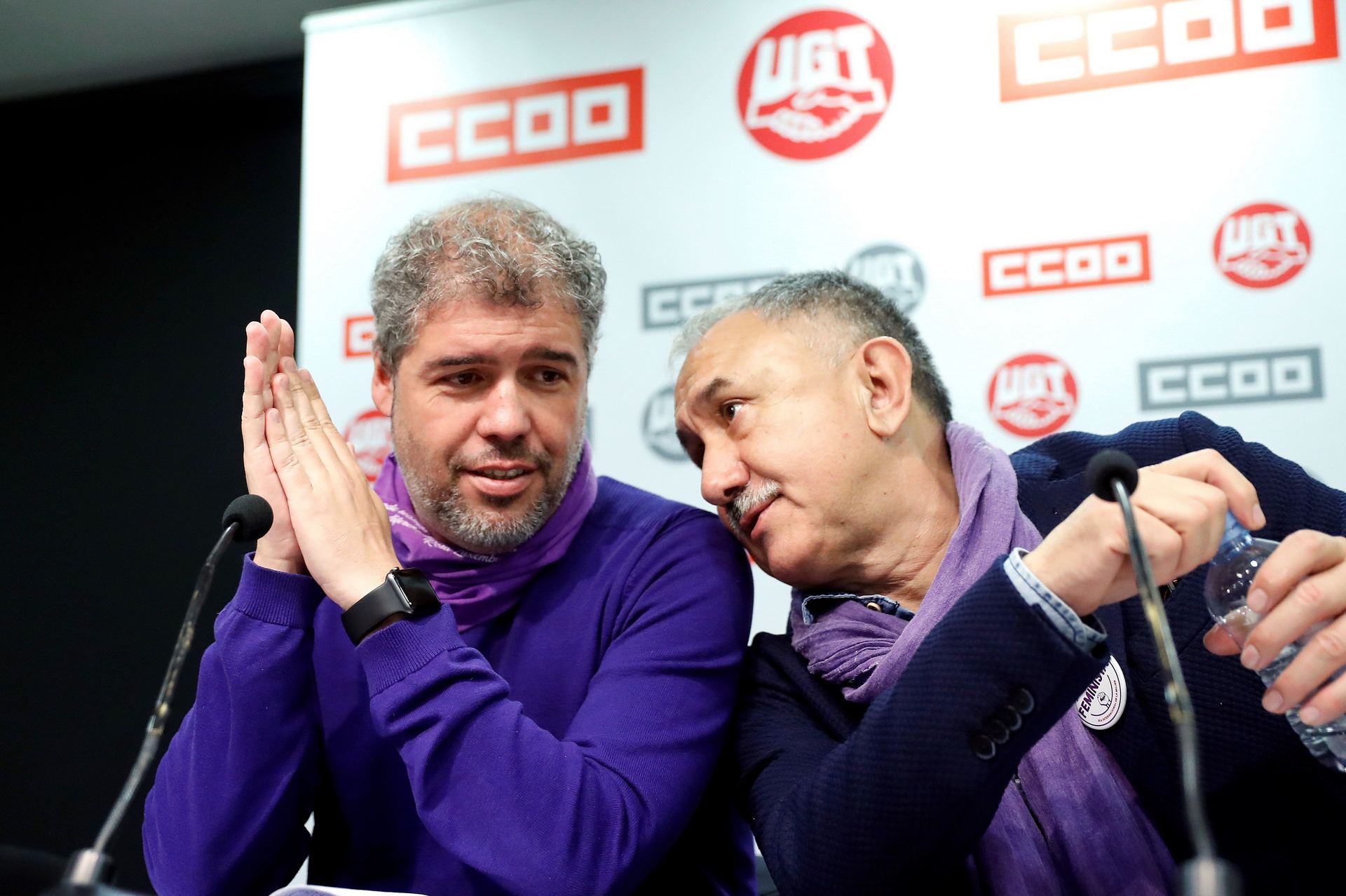 Los secretarios generales de Comisiones Obreras, Unai Sordo (i), y de UGT, Pepe Álvarez.