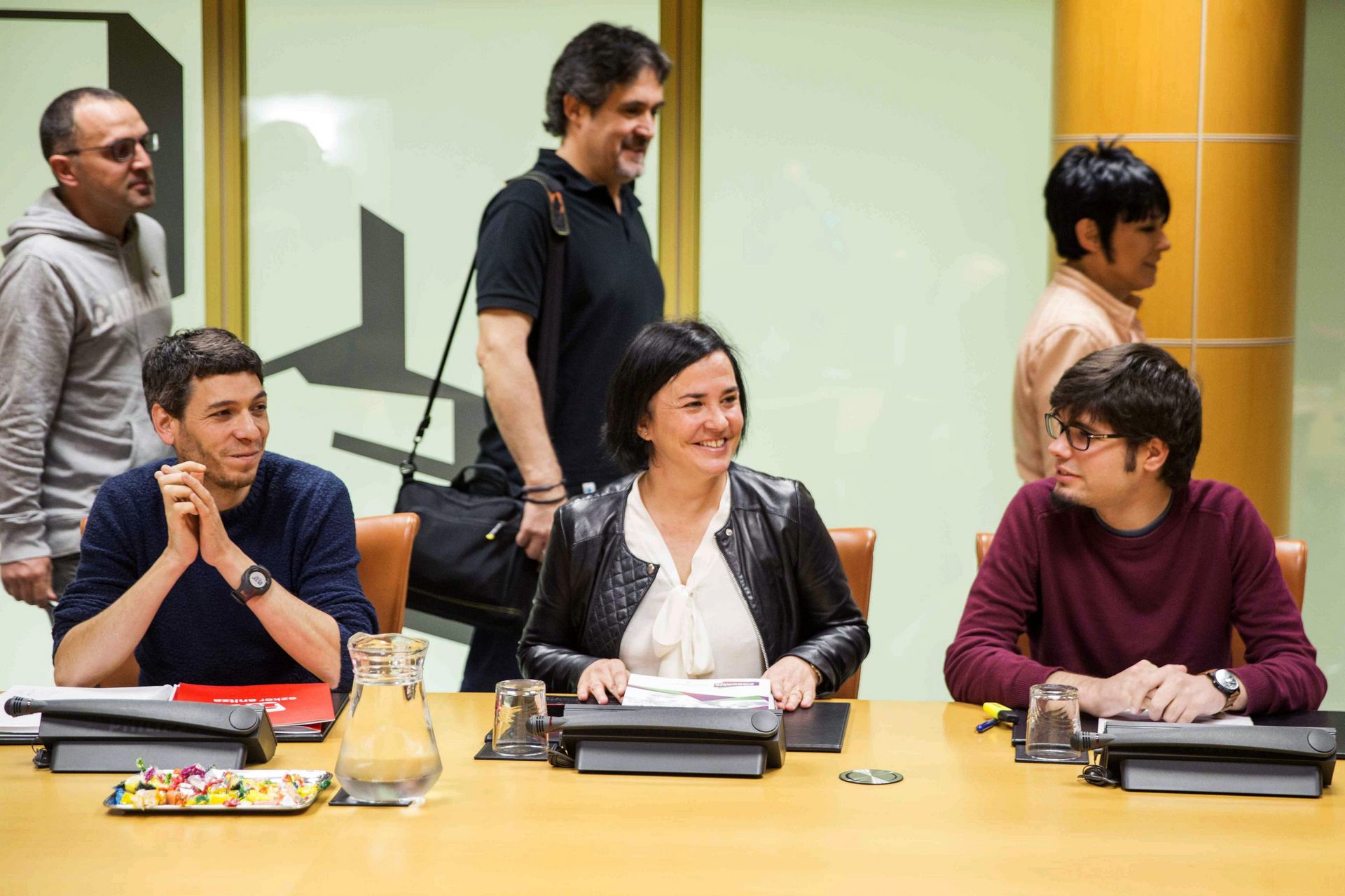 Algunos representantes de EH Bildu en la ponencia del Parlamento Vasco.