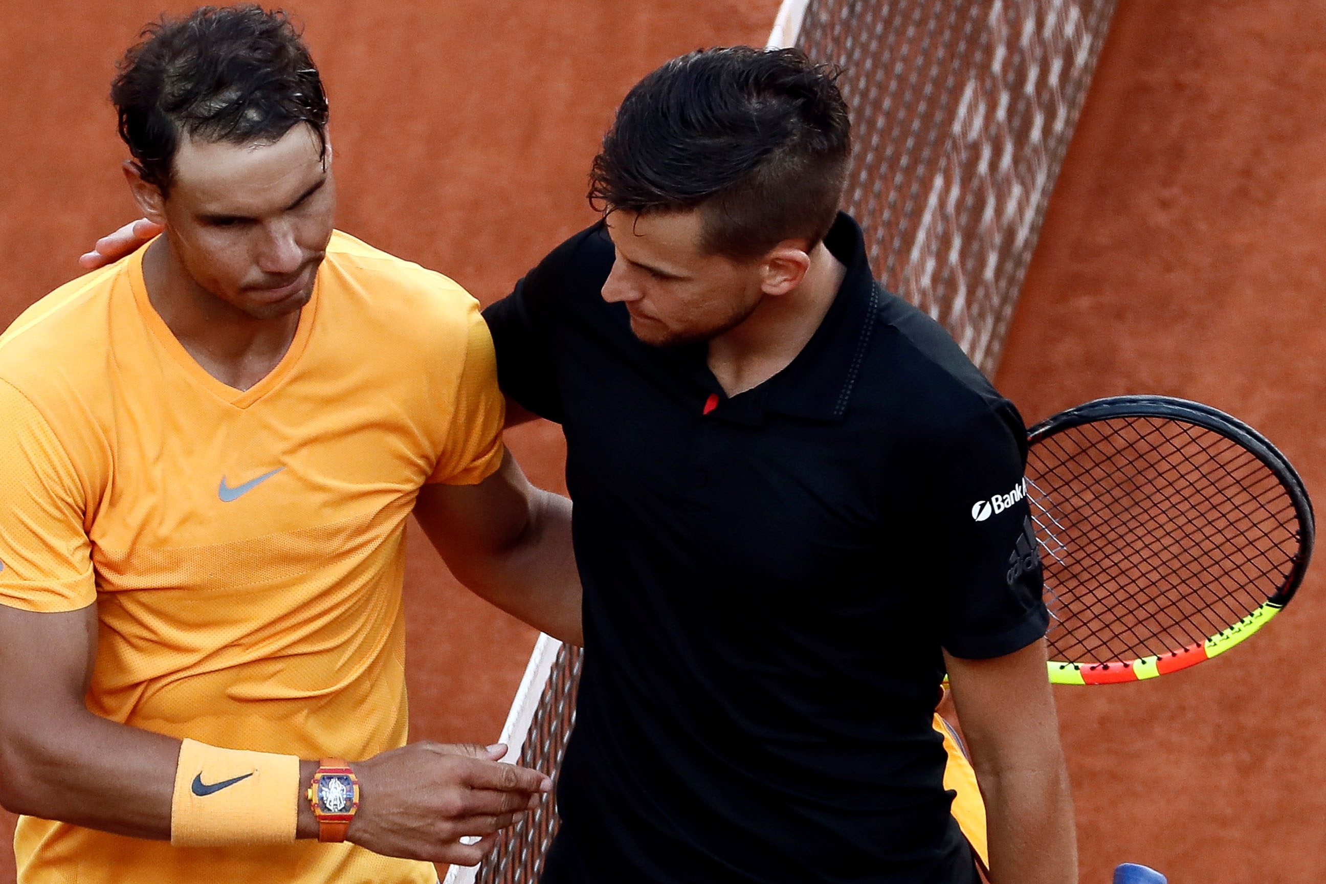 Nadal felicita a Thiem tras su derrota en cuartos de final del Mutua Madrid Open.