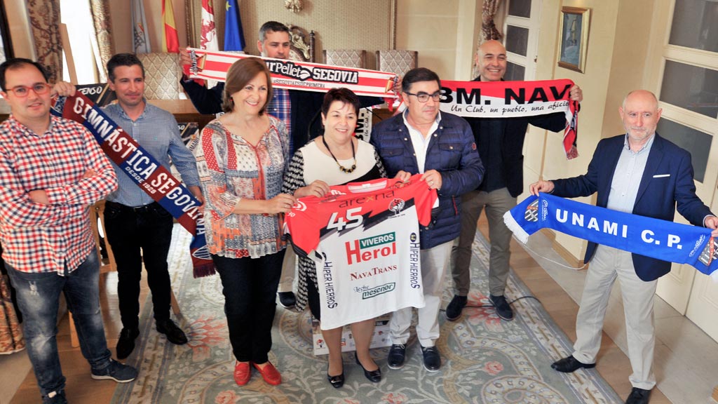 d1-1kama_Balonmano-Ayuntamiento-Presentacion-Fase-Ascenso-Nava_KAM0680