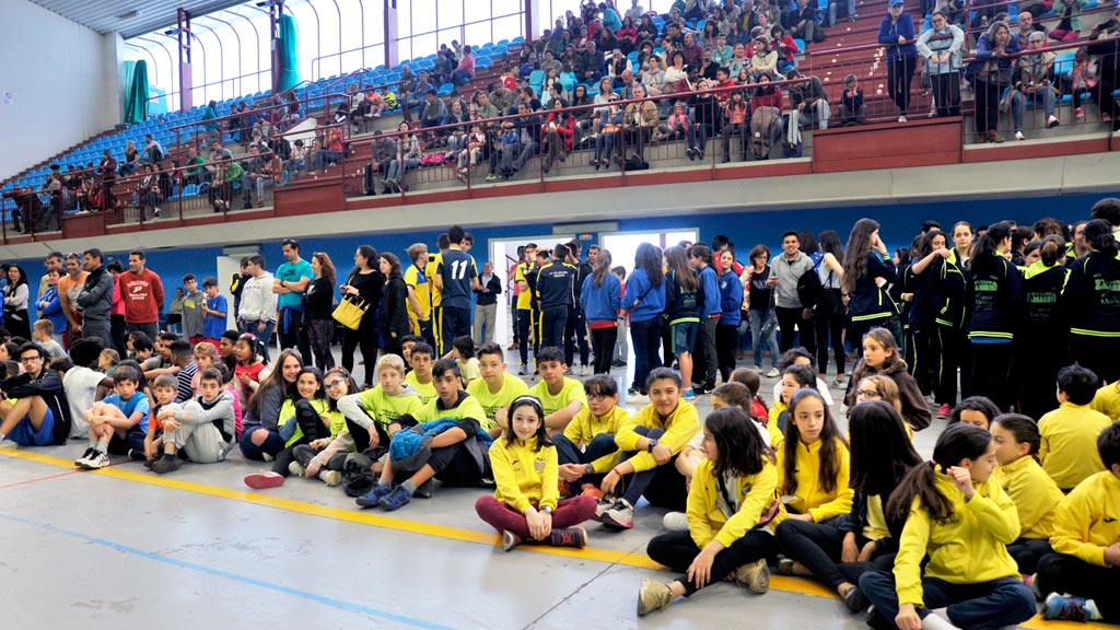 d5-1kama_Polideportivo-Juegos-Escolares-Entrega-Premios_KAM4940