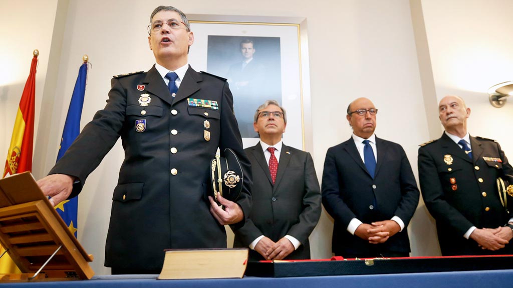 Jesús Herranz tomó posesión como jefe de Policía de Asturias 1 10-3-policia-nacional-toma-posesion-Jesus-Herranz-Yubero-jefe-asturias
