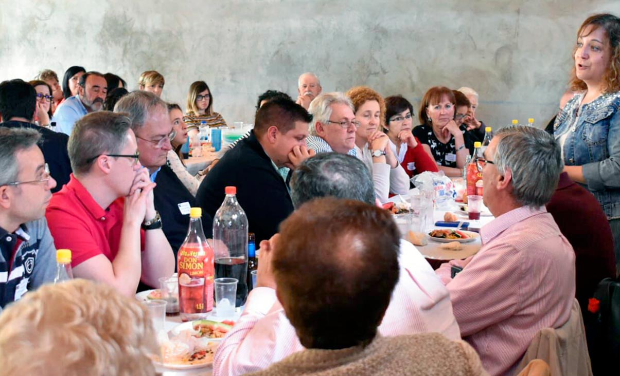Iratxe García compromete el esfuerzo del Gobierno contra la despoblación 1 Iratxe García, durante su intervención en el transcurso de la Fiesta de la Rosa. / FRANCISCO SÁNCHEZ VIRAZ