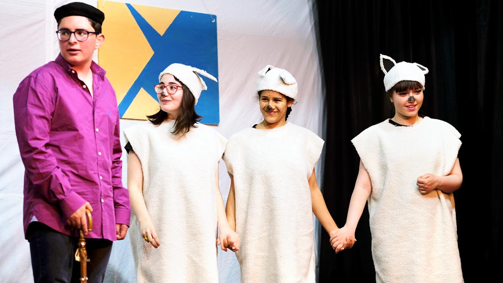 17-1-fuentepelayo-teatro-especial-clausura