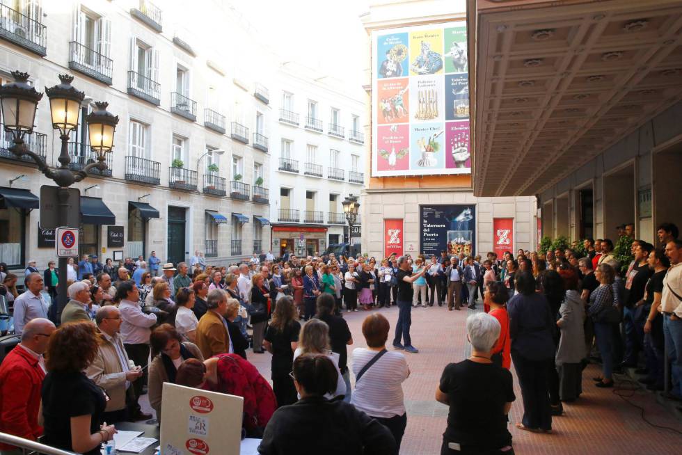 Trabajadores del INAEM durante una de sus protestas por la fusión. / efe