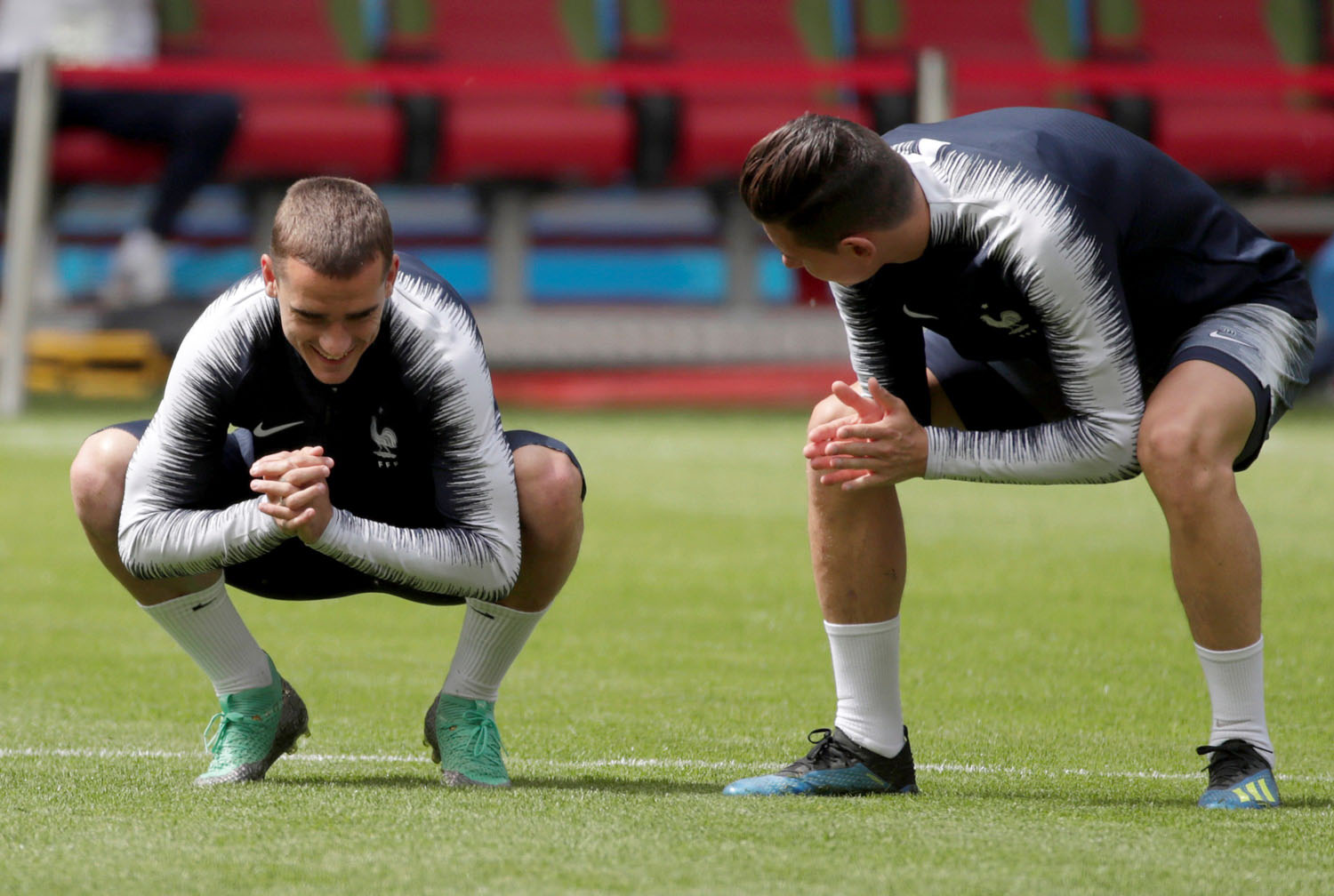 Griezmann y Thauvin, en el entrenamiento de Francia previo al debut contra Australia.
