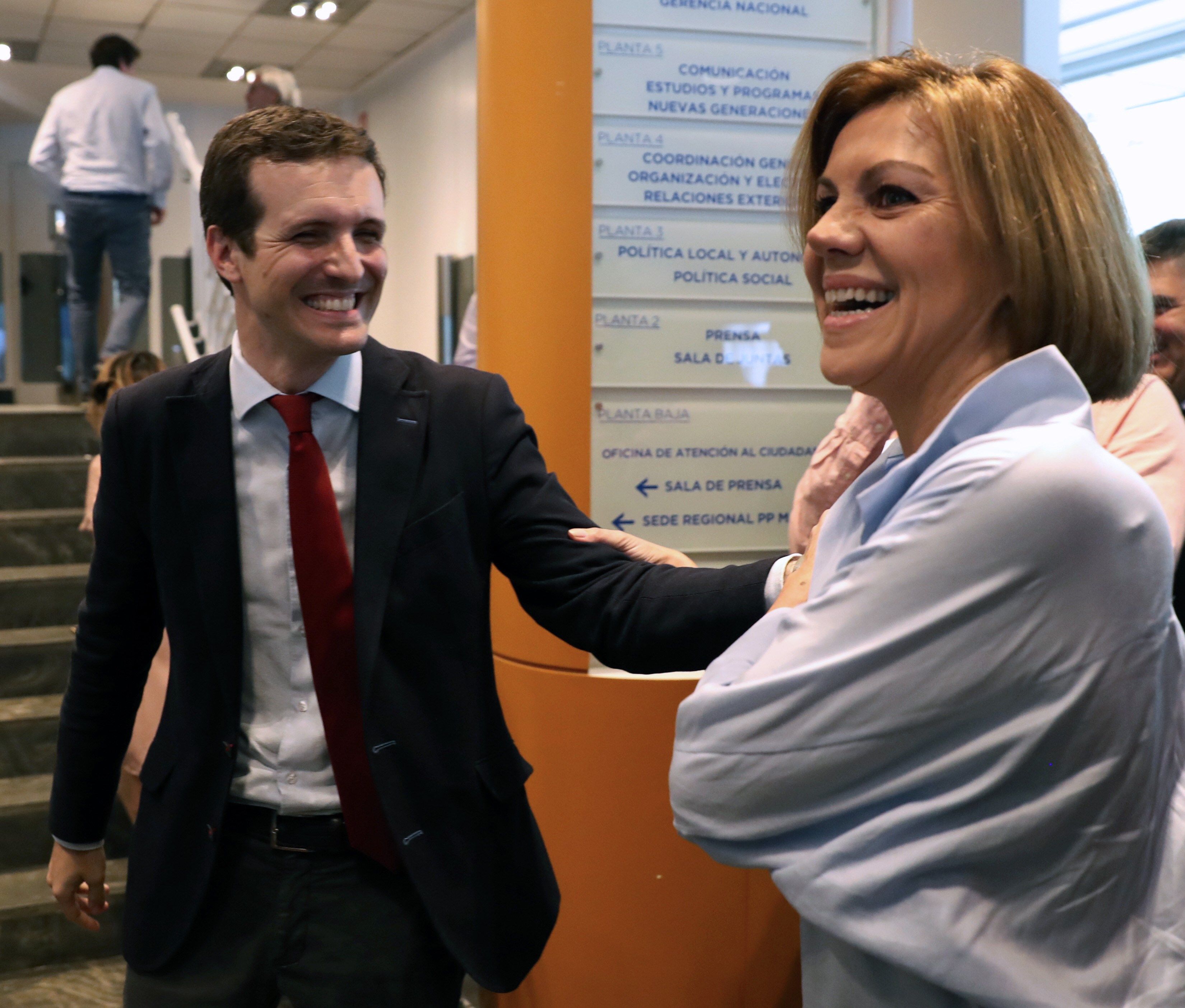 Los candidatos a presidir el Partido Popular, María Dolores de Cospedal y Pablo Casado.
