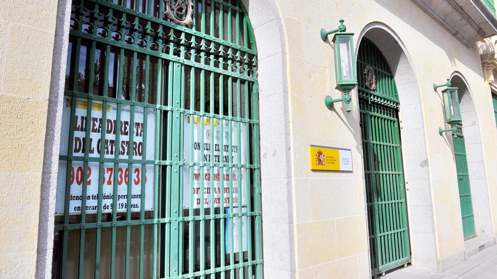 07-1kama_Edificio-Catastro_KAM5136