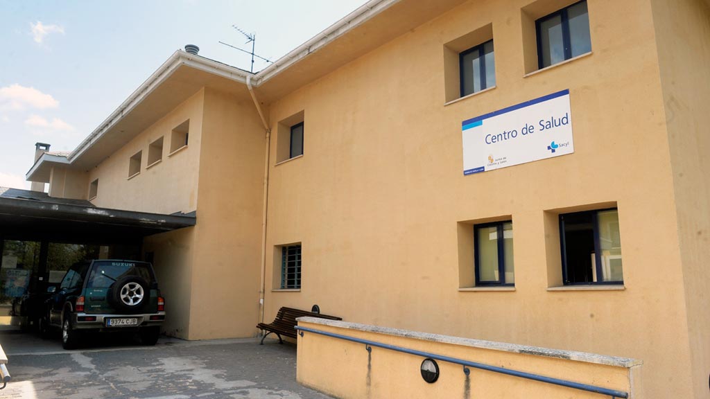 10-1kama_Riaza-Centro-Salud-Urgencias_KAM2392