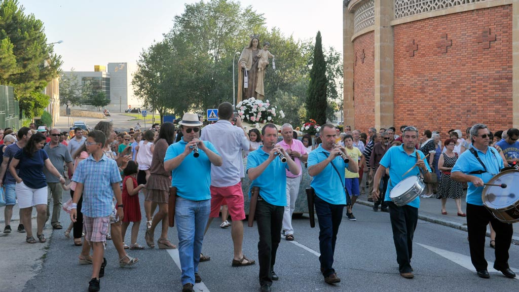 10-2kama_Fiesta-El-Carmen-Procesion_KAM5472