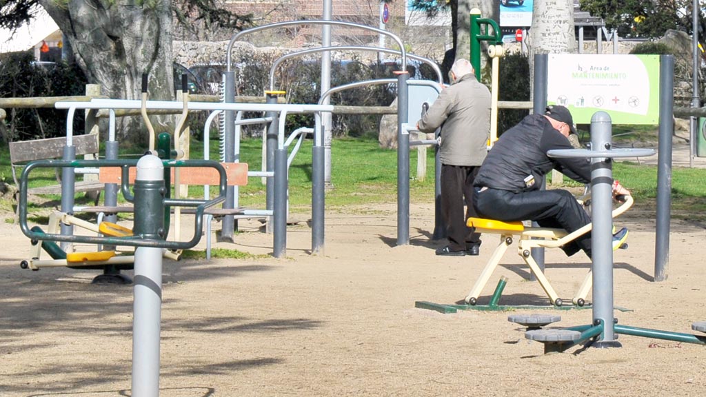 13-1kama_Parque-Saludable-Ancianos-Jubilados_KAM9352