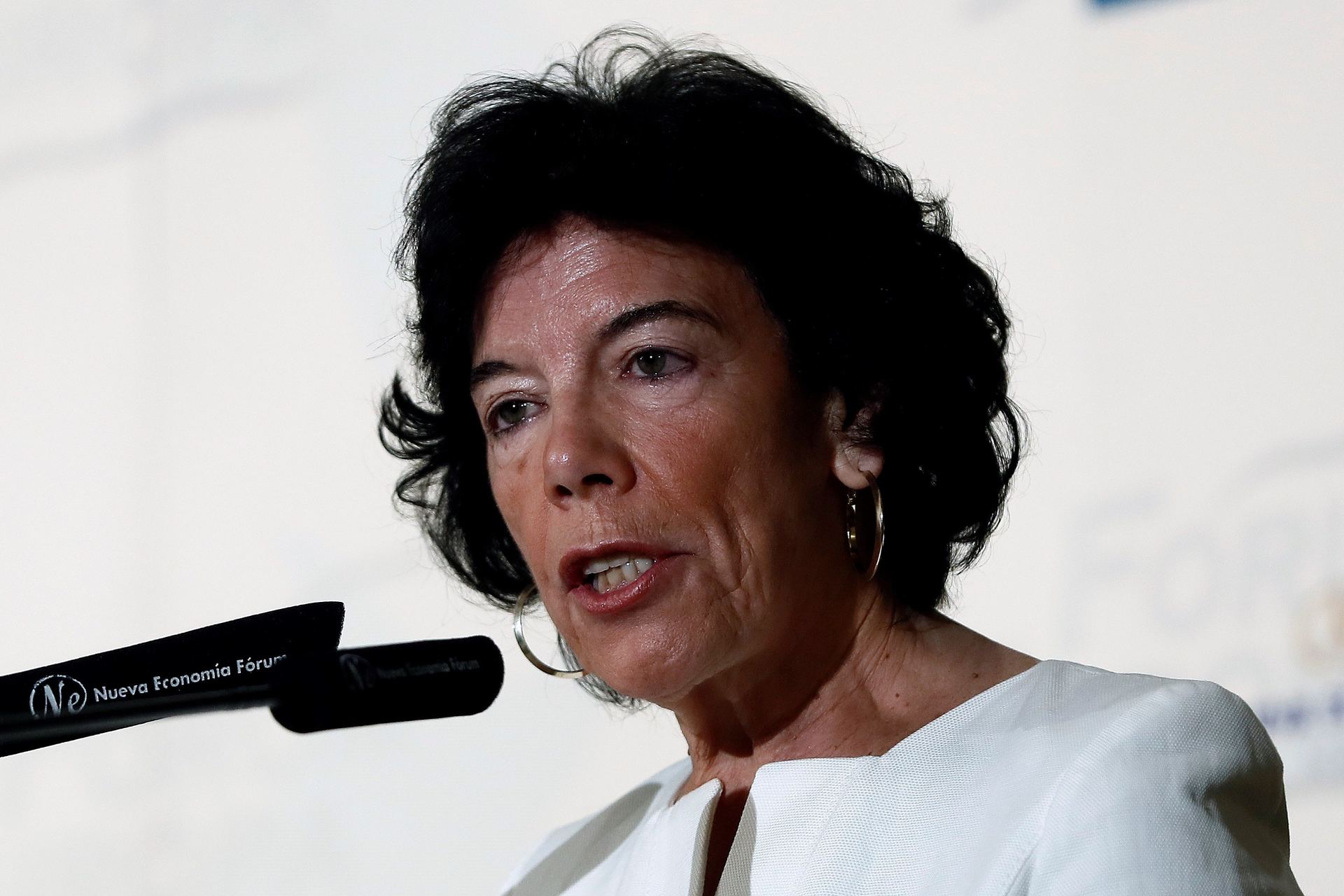 La ministra de Educación y Formación Profesional, Isabel Celaá, durante su intervención en Fórum Europa.