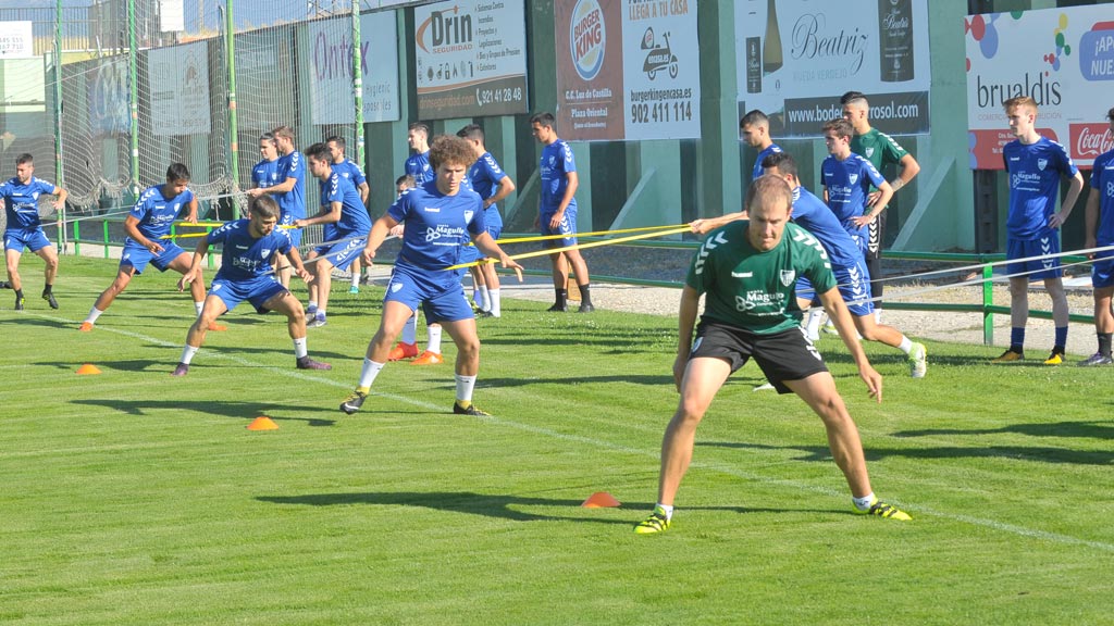 32-1kama_Futbol-Segoviana-Primer-Entrenamiento_KAM1122
