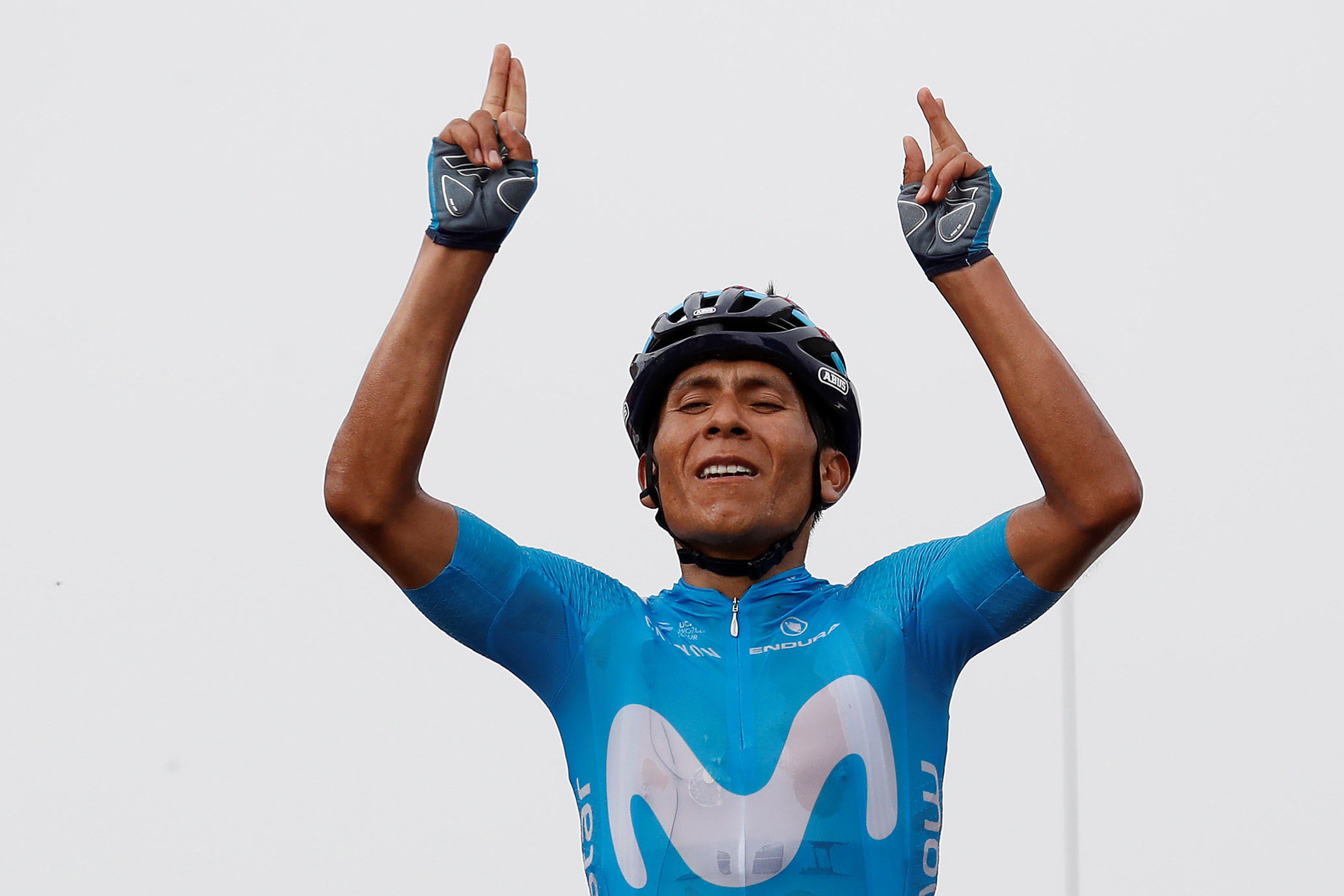 Nairo Quintana y el Movistar se desquitaron de un Tour que no les estaba siendo favorable con la victoria de etapa en la cima de Saint-Lary-Soulan.