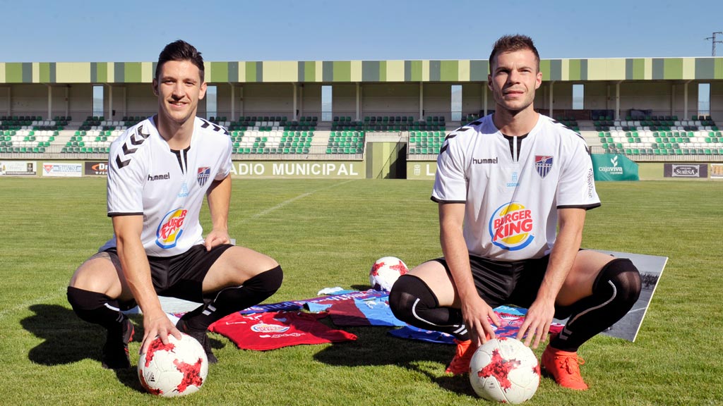 d1-1kama_Futbol-Segoviana-Adrian-Charly-Chino_KAM1369