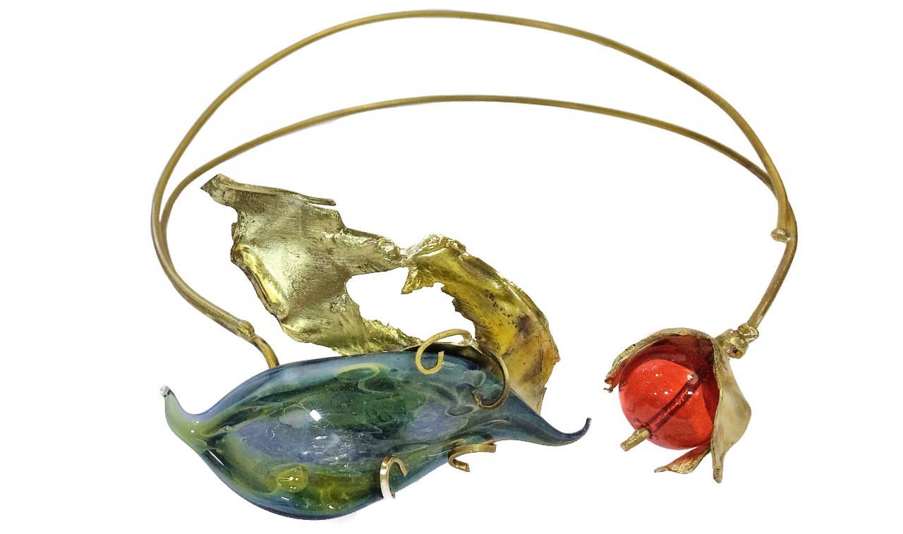 Detalle de una de las joyas que pueden verse en la exposición.