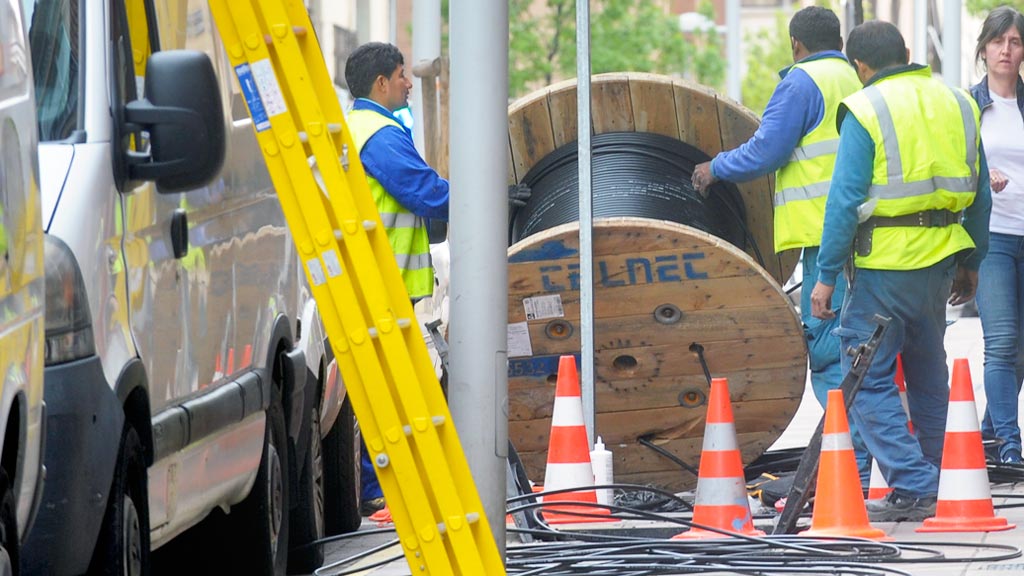 09-2kama_Trabajadores-Telefonca_KAM3203