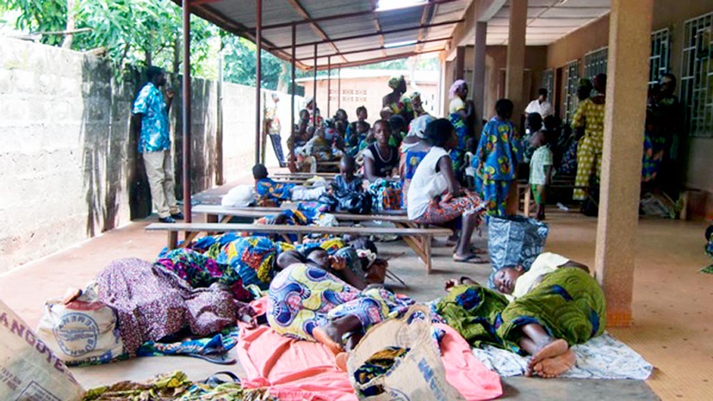 Los pintores pensionados colaboran con un proyecto solidario en África 1 10-2-pintores-pensionados-proyecto-africa