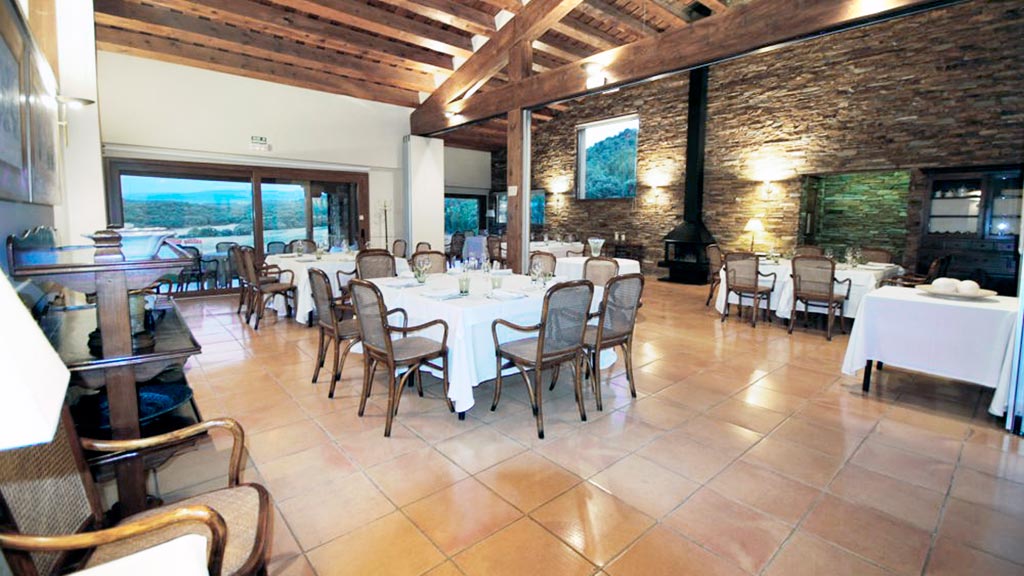 13-1-HOTEL-RURAL-RESTAURANTE