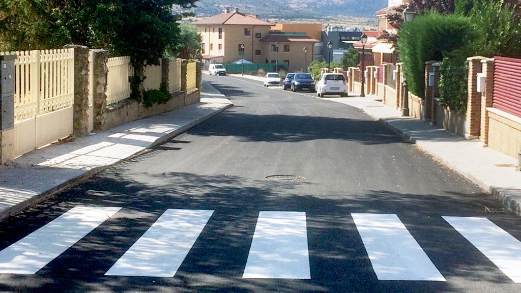 Estado actual en el que ha quedado la calle Rafael Baixeras. / el adelantado