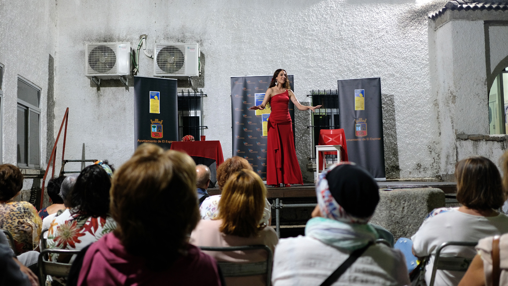 Victoria Siedlecki, sobre el escenario. / JOSÉ REDONDO