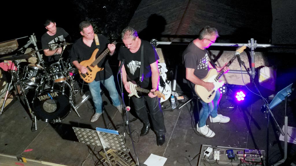 56-Martes-de-la–Muralla-Buitres-again