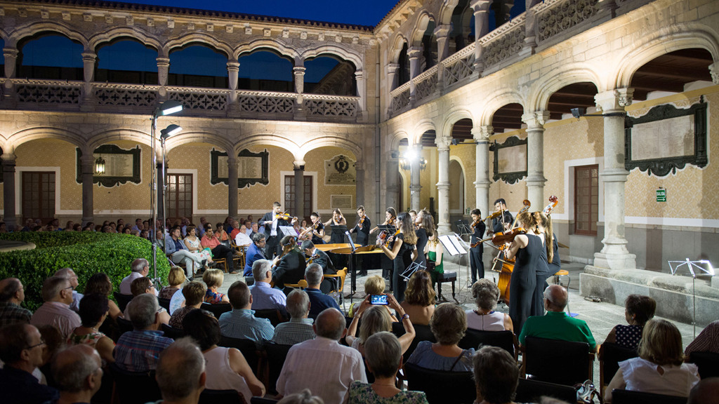 8_2-musica-con-gusto-academ