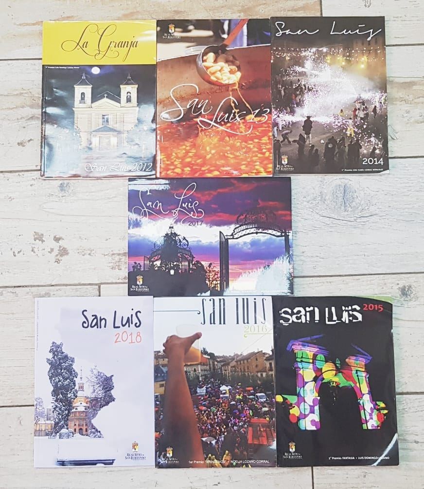 Sus fotográfias son también la portada de los programas de Fiestas. 