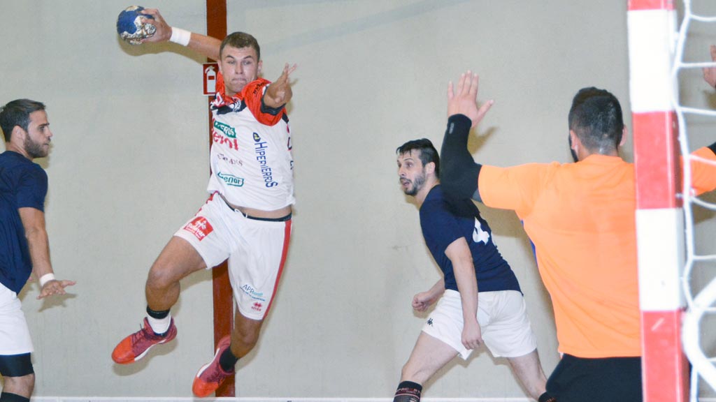 El BM Nava se presenta ante su público ante el BM Zamora 1 d3-1-balonmano-nava