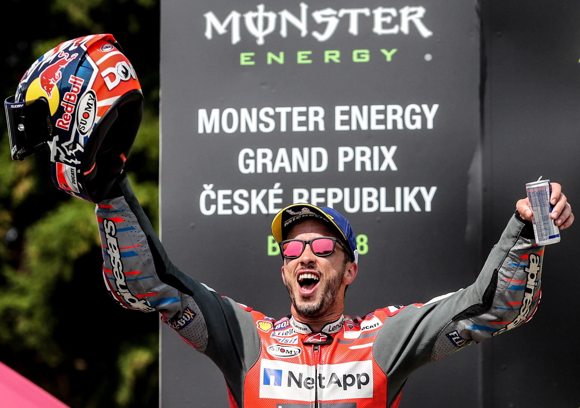 Dovizioso celebra su victoria en Brno.