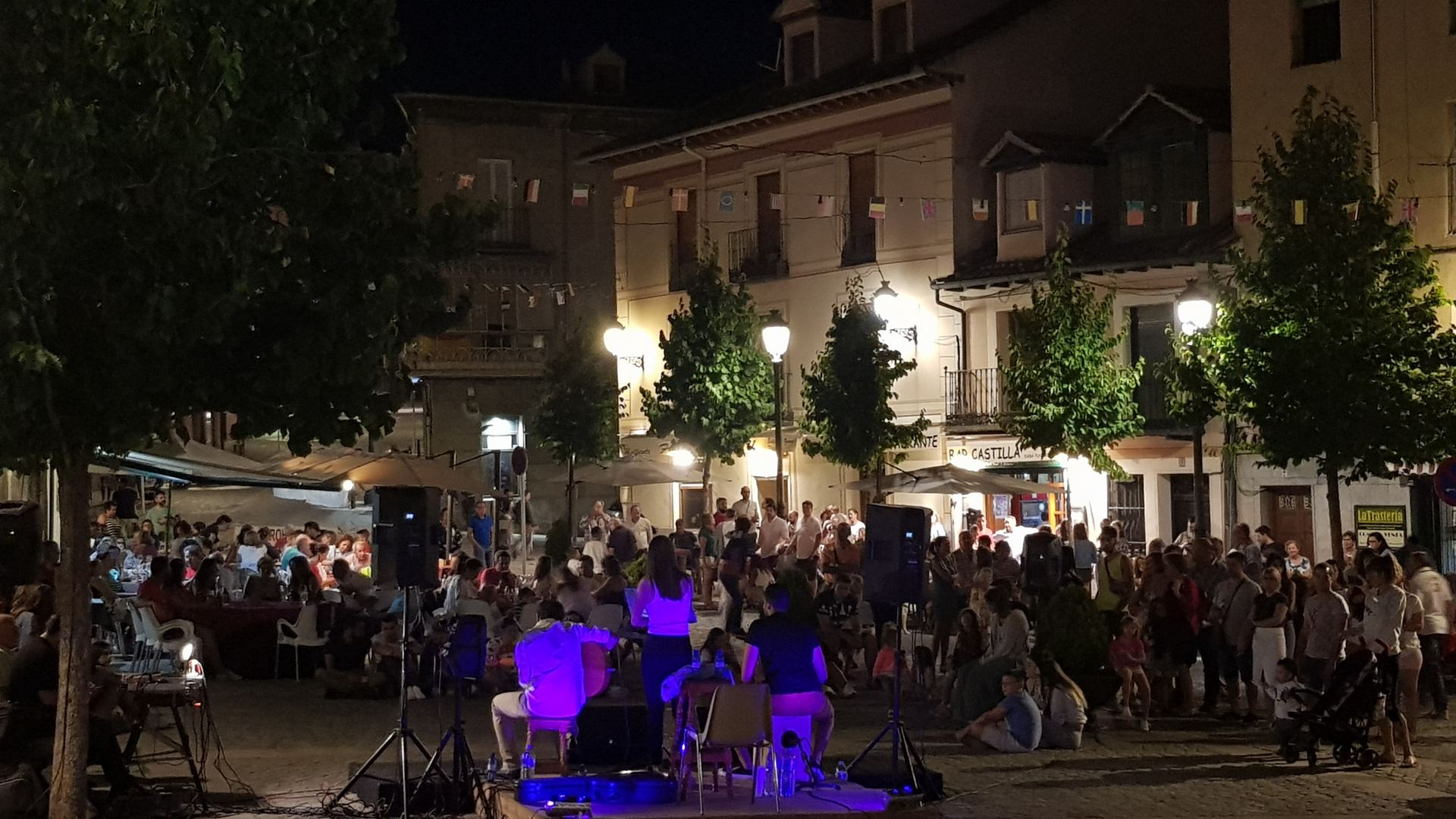 ‘Los martes musicales’ del bar-restaurante Castilla tuvieron un gran éxito de participación.