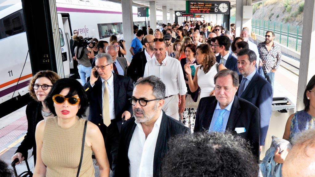 04-1kama_Hay-Festival-Recepcion-AVE_KAM4306