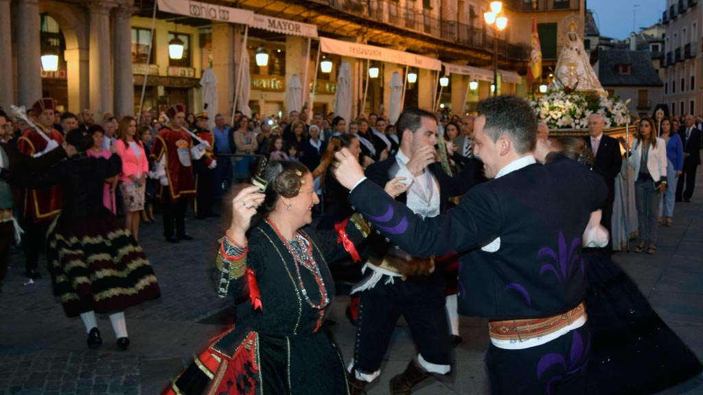 10-1marta-Subida-Virgen-de-la-Fuencisla