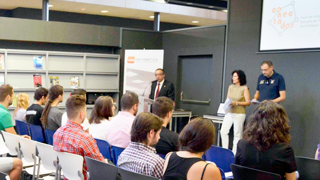 11-1cris-UVA-Foro-de-Empresas-Conectados