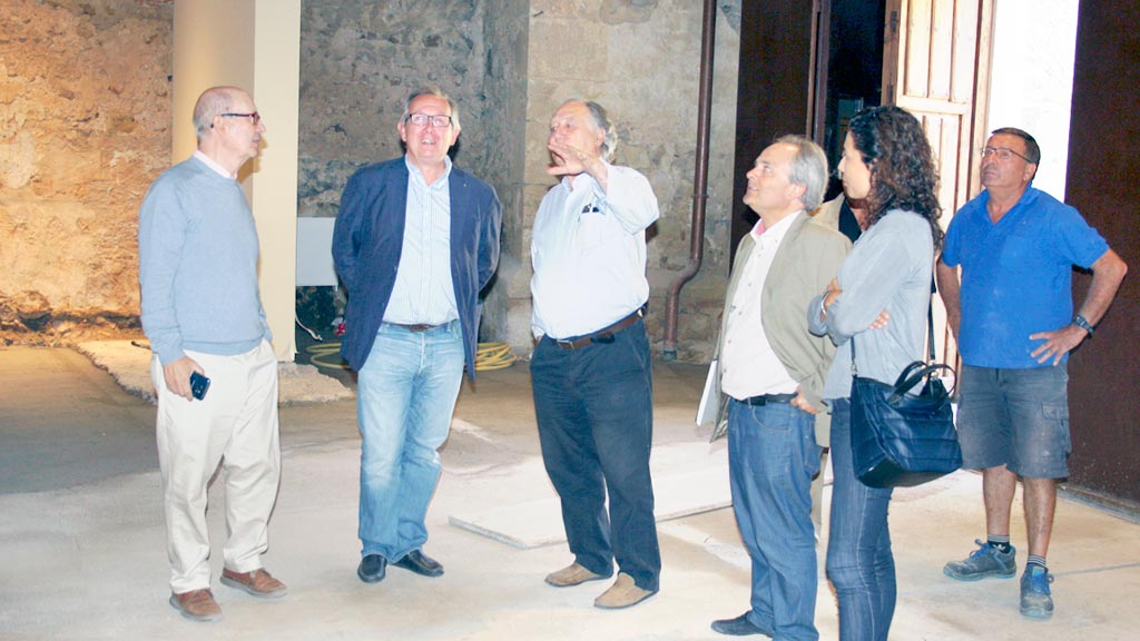 Visita a la sede de la Fundación Villa de Pedraza donde se han llevado a cabo las obras de restauración.