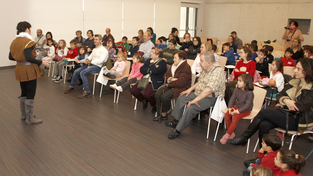 La Biblioteca organiza actividades para todos los públicos.