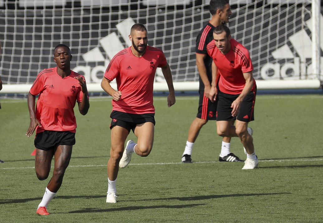 Vinicius, Benzema y Bale, ayer en Valdebebas antes de recibir a la Roma en el Santiago Bernabéu.