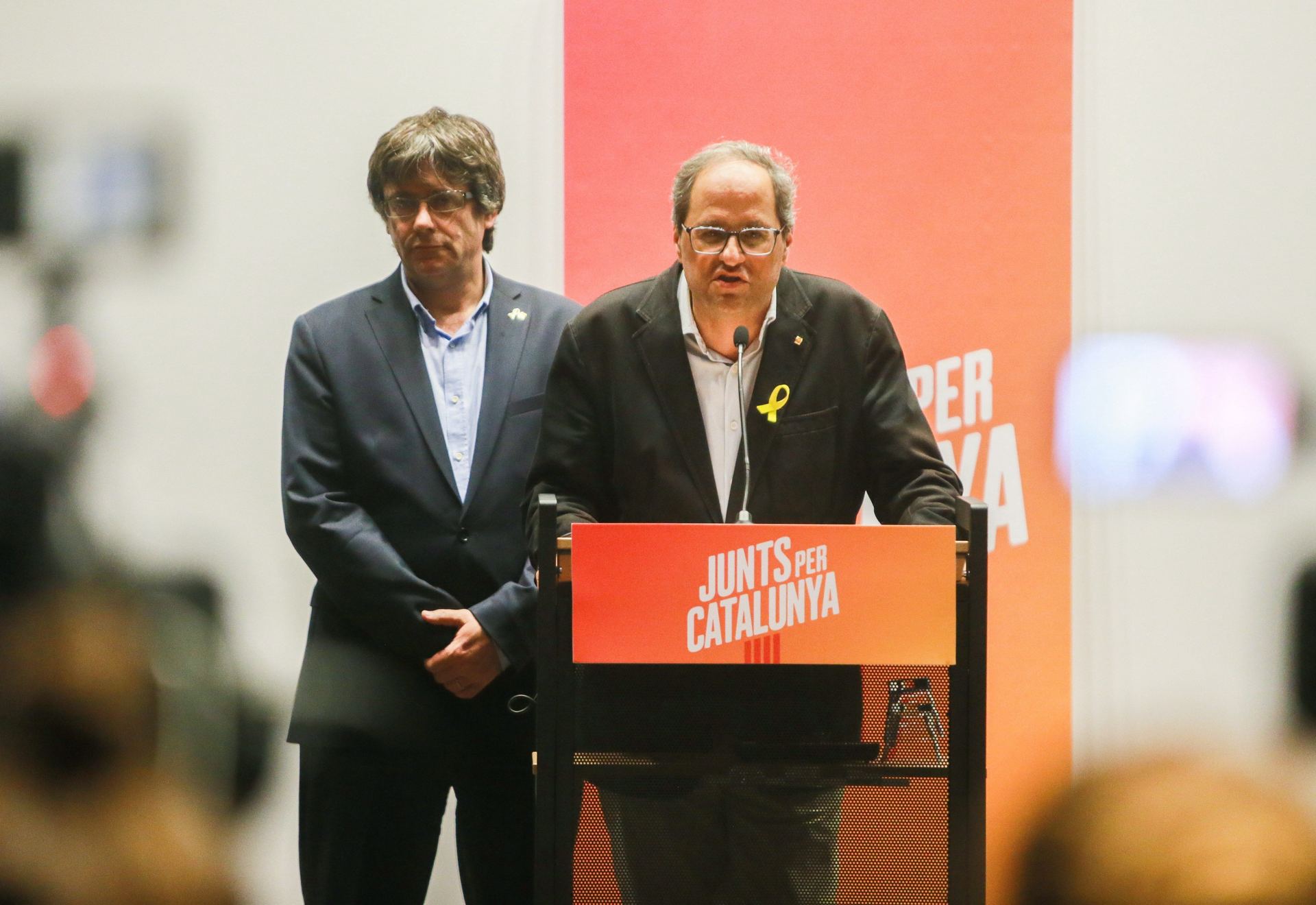El presidente Quim Torra junto al exmandatario Carles Puigdemont.