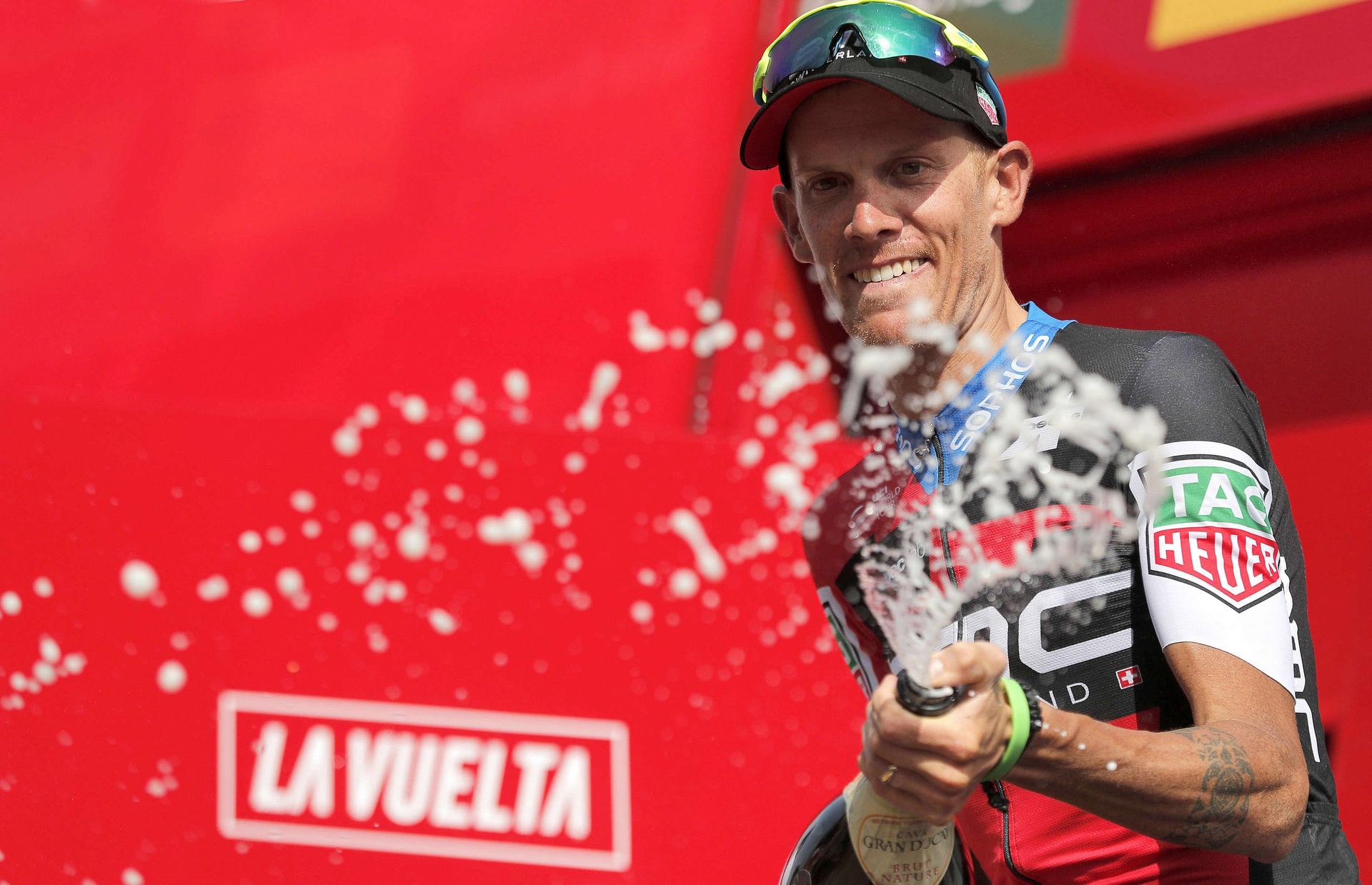 El italiano Alessandro De Marchi (BMC) celebra su victoria en la undécima etapa de la Vuelta a España.