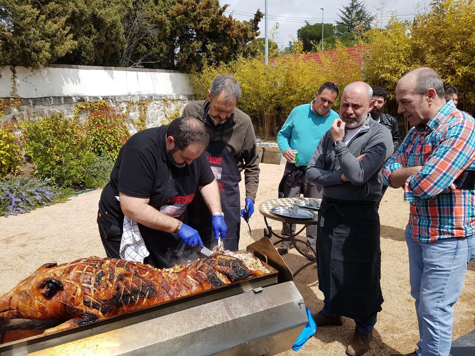 Imagen de archivo de un ‘Cerdo Solidario’ realizado el pasado año por la Fundación en la Real Fábrica de Cristales.