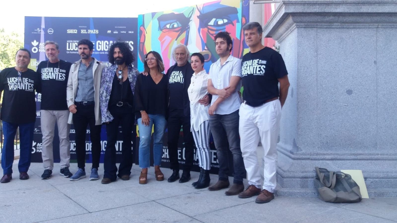El equipo de ‘Lucha de Gigantes’ en la presentación de la iniciativa.
