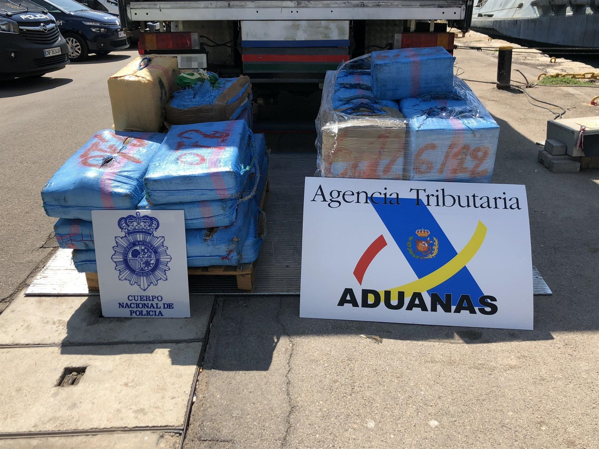 Imagen de la droga decomisada por la Policía Nacional durante el operativo contra el narcotráfico.